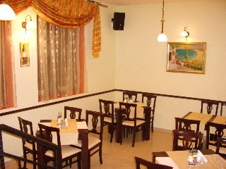 Imagen del bar/restaurante del Hotel ZEUS, Pomorie. Foto 6