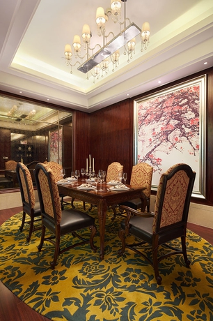 Imagen del bar/restaurante del Hotel ZHEJIANG GRAND. Foto 4