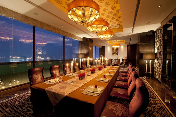 Imagen del bar/restaurante del Hotel ZHEJIANG GRAND. Foto 5