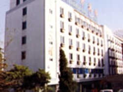 Imagen de los exteriores del Hotel ZHONG AN INN AN DING MEN. Foto 4