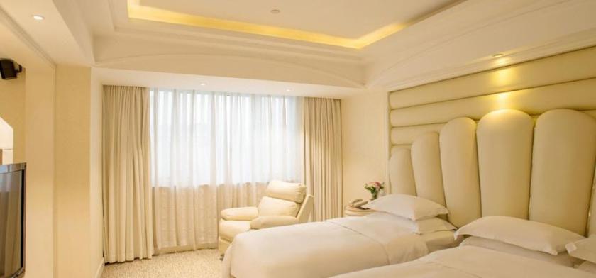 Imagen de la habitación del Hotel ZHONGZHOU INTERNATIONAL HOTEL (HENAN MUSEUM). Foto 9