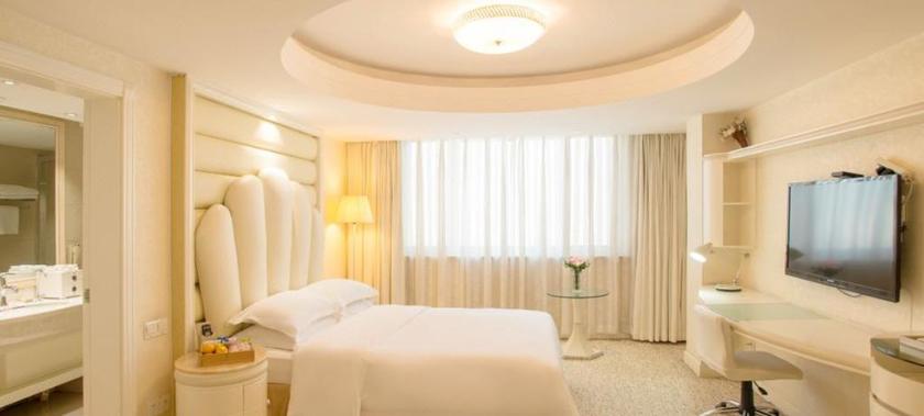 Imagen de la habitación del Hotel ZHONGZHOU INTERNATIONAL HOTEL (HENAN MUSEUM). Foto 10