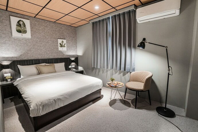 Imagen de la habitación del Hotel ZZ Inn. Foto 17