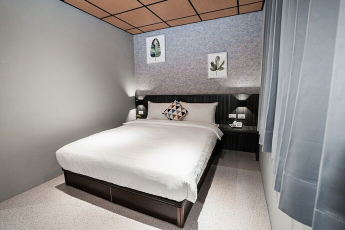 Imagen de la habitación del Hotel ZZ Inn. Foto 19