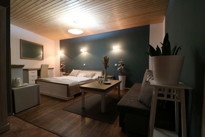 Imagen general del Hotel Z&aacute;meck&yacute; penzion Rotunda. Foto 9