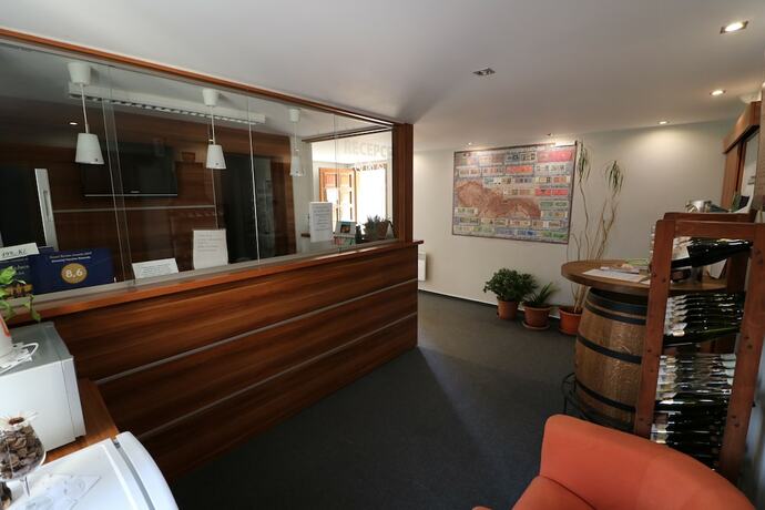 Imagen general del Hotel Z&aacute;meck&yacute; penzion Rotunda. Foto 18