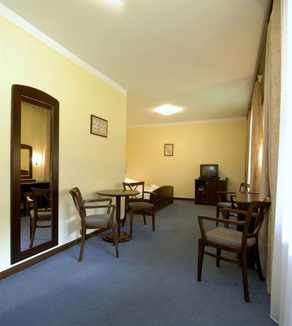 Imagen del bar/restaurante del Hotel Z&aacute;ti&scaron;&iacute;. Foto 2