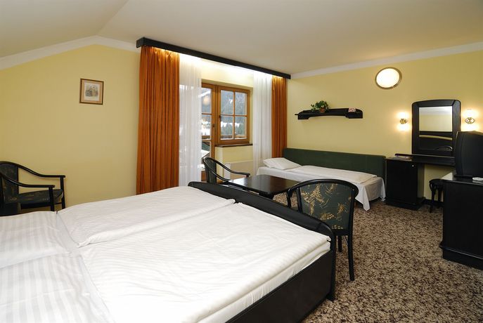 Imagen del bar/restaurante del Hotel Z&aacute;ti&scaron;&iacute;. Foto 3