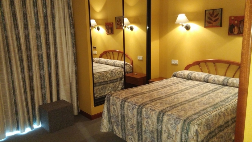 Imagen de la habitación del Hotel Zabala, Vispieres. Foto 5