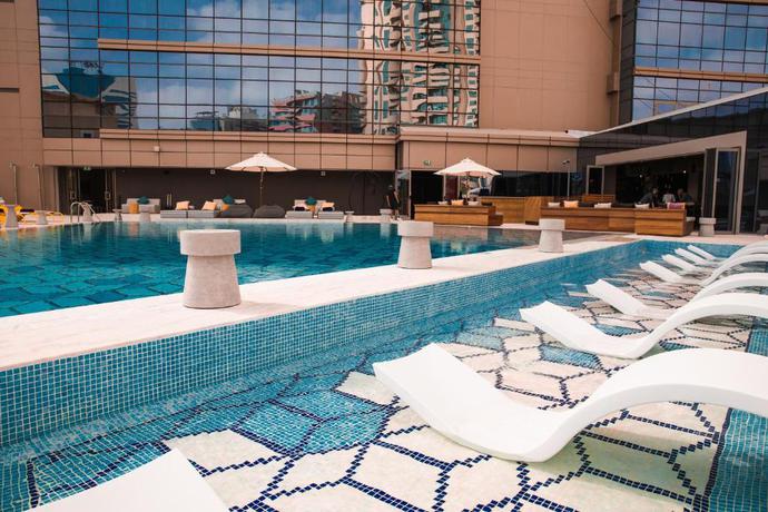 Imagen de la piscina del Hotel Zabeel House By Jumeirah, The Greens. Foto 13