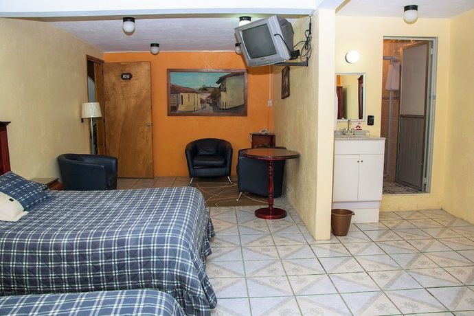 Imagen de la habitación del Hotel Zacatl&aacute;n. Foto 6