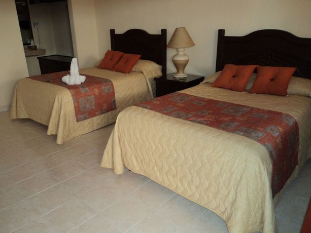Imagen de la habitación del Hotel Zaci, Valladolid. Foto 17