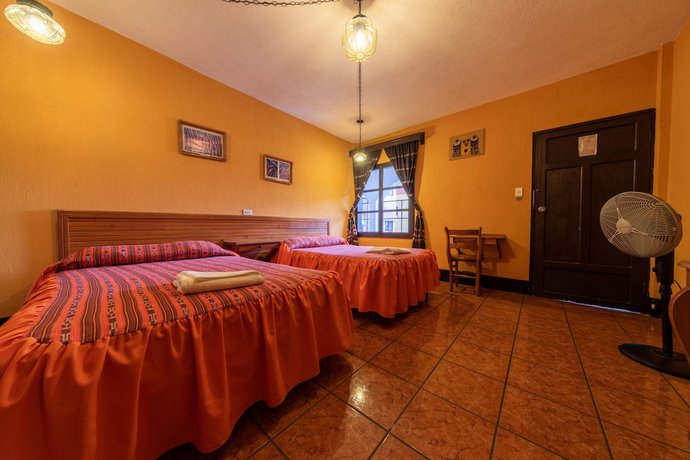 Imagen de la habitación del Hotel Zaculeu. Foto 8