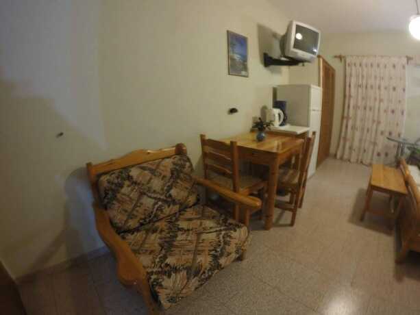 Imagen de la habitación del Hotel Zafiria Apartments. Foto 17