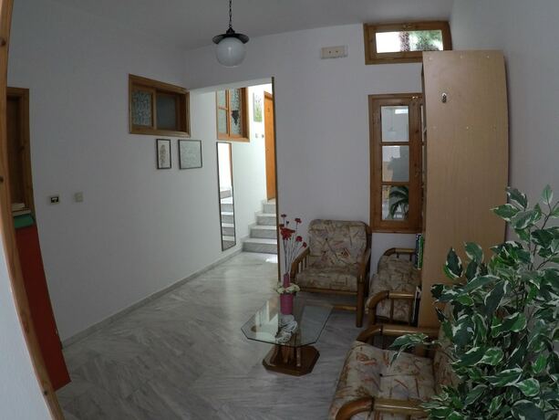 Imagen general del Hotel Zafiria Apartments. Foto 6