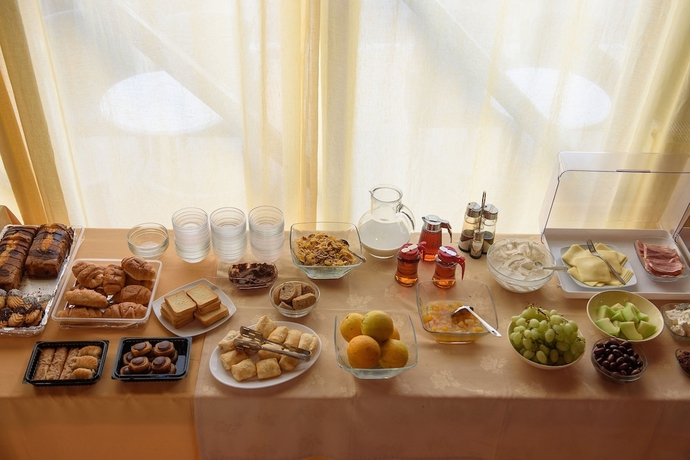 Imagen del bar/restaurante del Hotel Zafiria, Matala. Foto 4