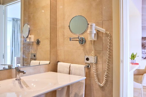 Imagen general del Hotel Zafiro Alzina Mar. Foto 20