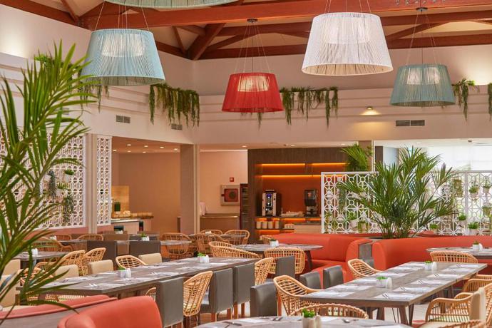 Imagen general del Hotel Zafiro Can Picafort. Foto 3