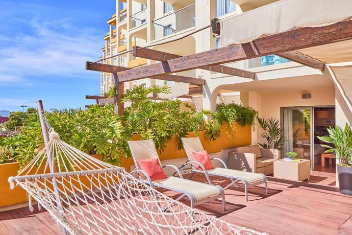 Imagen de la habitación del Hotel Zafiro Tropic. Foto 7