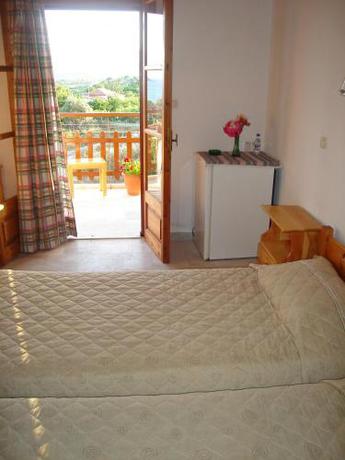 Imagen de la habitación del Hotel ZagaMilos. Foto 5