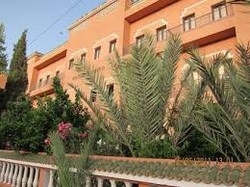 Imagen de los exteriores del Hotel Zaghro. Foto 9