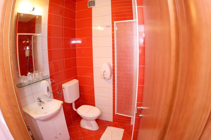 Imagen de la habitación del Hotel Zagi. Foto 11
