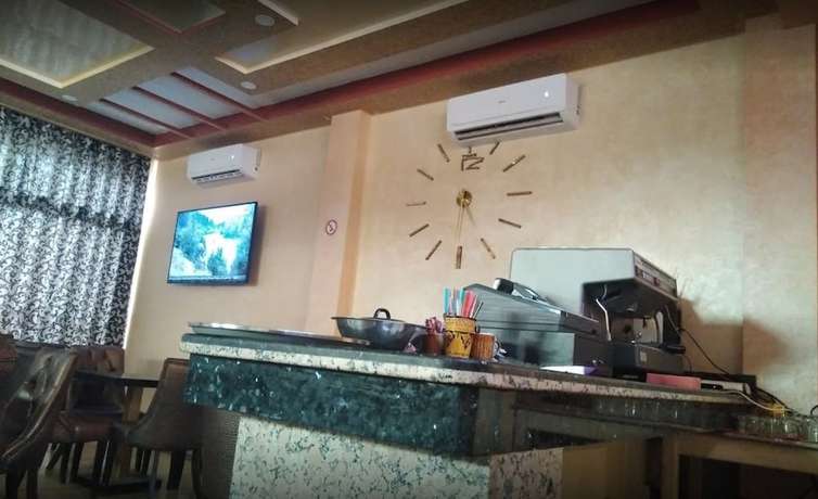 Imagen de los interiores del Hotel Zagour. Foto 19