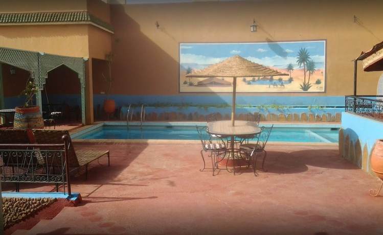 Imagen de la piscina del Hotel Zagour. Foto 20