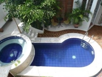 Imagen de la piscina del Hotel Zaguan De La Huerta. Foto 12