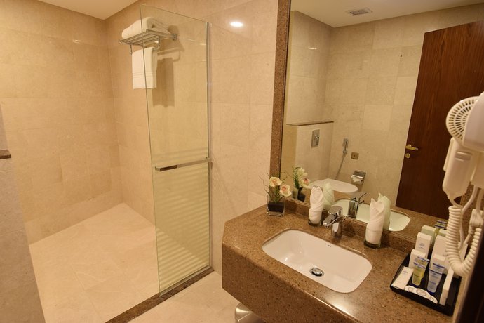 Imagen de la habitación del Hotel Zaha Al Munawara. Foto 2