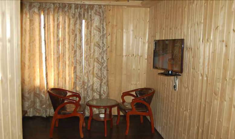 Imagen de la habitación del Hotel Zahgeer Continental Gulmarg. Foto 9