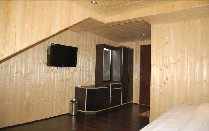 Imagen de la habitación del Hotel Zahgeer Continental Gulmarg. Foto 14