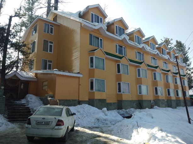 Imagen general del Hotel Zahgeer Continental Gulmarg. Foto 1