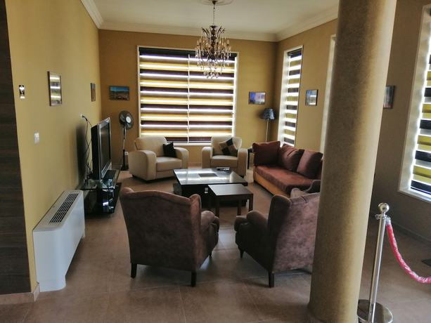 Imagen de los interiores del Hotel Zahle Hills. Foto 15