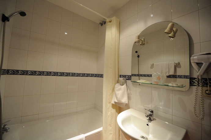 Imagen de la habitación del Hotel Zaida. Foto 9