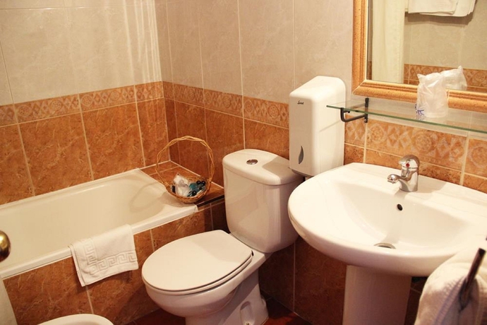 Imagen de la habitación del Hotel Zaida. Foto 11