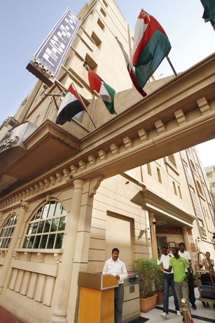 Imagen de los exteriores del Hotel Zain International. Foto 9