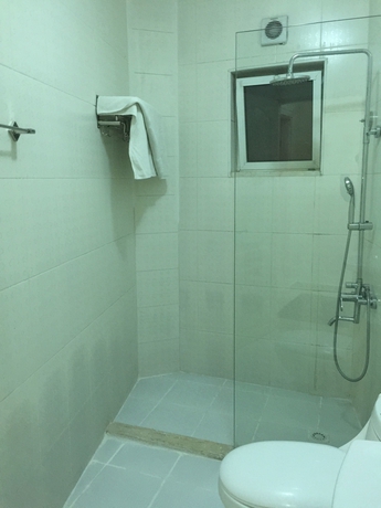 Imagen de la habitación del Hotel Zaina Plaza. Foto 15