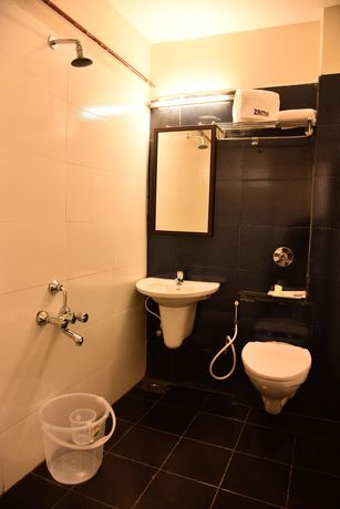 Imagen de los interiores del Hotel Zaith Residency, Chennai. Foto 16