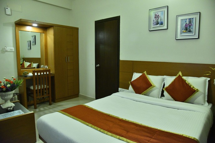 Imagen de los interiores del Hotel Zaith Residency, Chennai. Foto 19