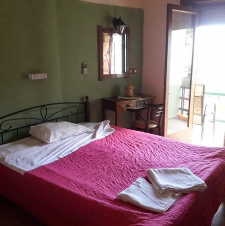 Imagen de la habitación del Hotel Zakros. Foto 6