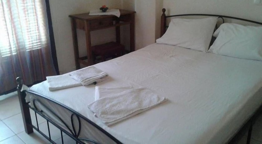 Imagen de la habitación del Hotel Zakros. Foto 11