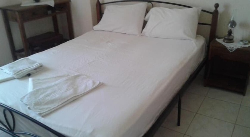 Imagen de la habitación del Hotel Zakros. Foto 12