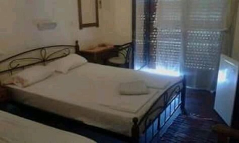 Imagen de la habitación del Hotel Zakros. Foto 18
