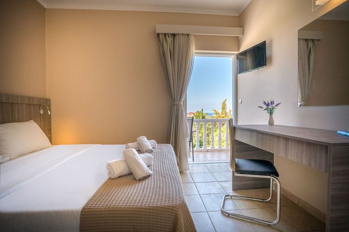 Imagen de la habitación del Hotel Zakynthos. Foto 2