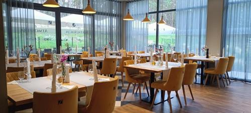 Imagen del bar/restaurante del Hotel Zalewski. Foto 2