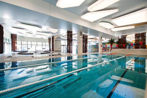 Imagen de la piscina del Hotel Zalewski. Foto 8