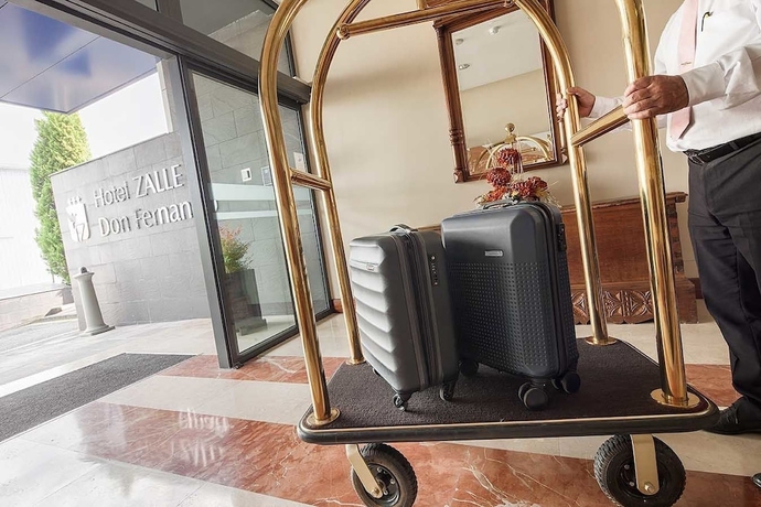 Imagen de los interiores del Hotel Zalle Don Fernando. Foto 16