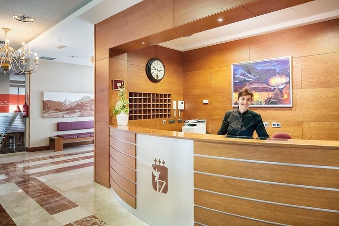 Imagen de los interiores del Hotel Zalle Don Fernando. Foto 18