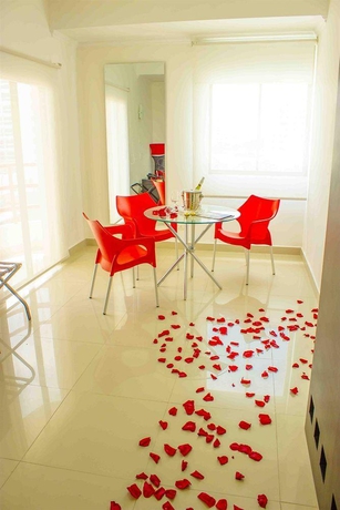 Imagen general del Hotel Zalmedina. Foto 5